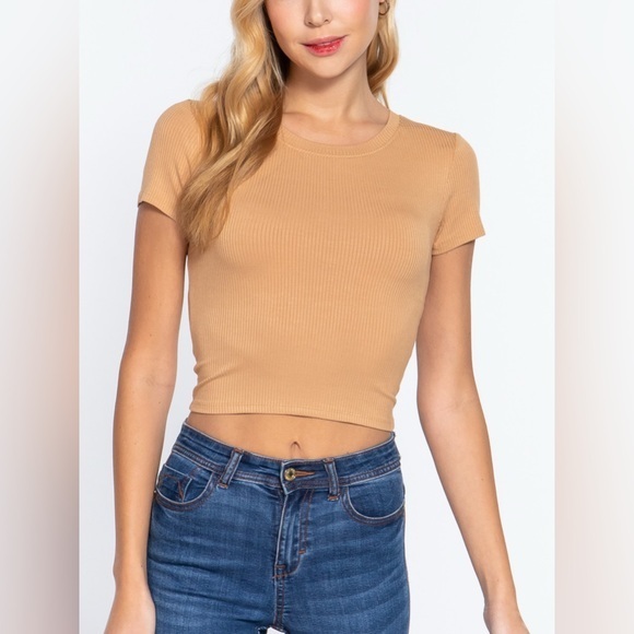 Tops - Tan Ribbed Short Sleeve Top - MEDIUM
